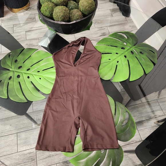 Brown Pressure Romper - Picture 3 of 7